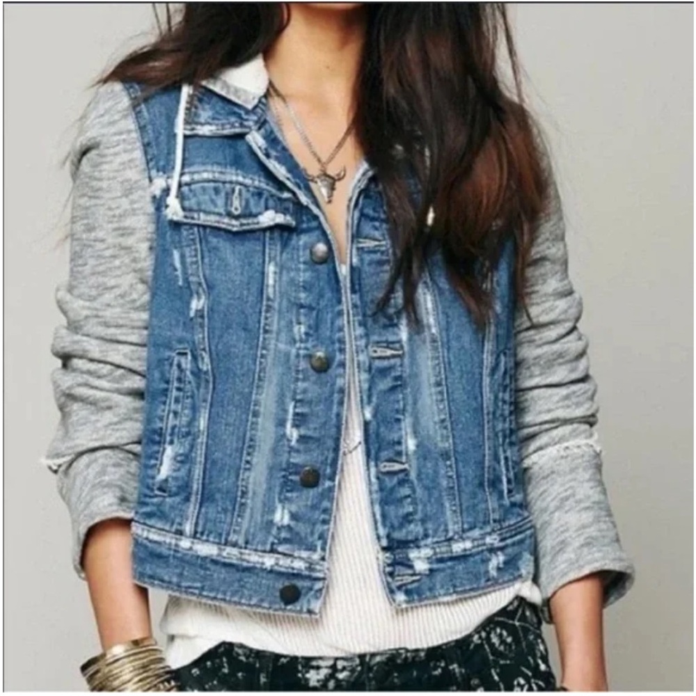 Free people Jean jacket size smalll - Picture 2 of 7